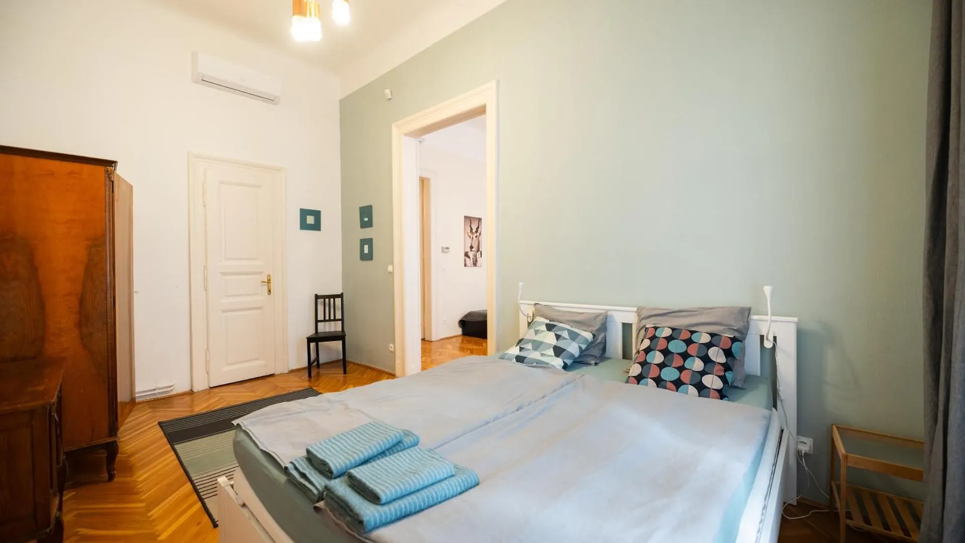 Klauzal Frendly Apartman Apartment Budapest