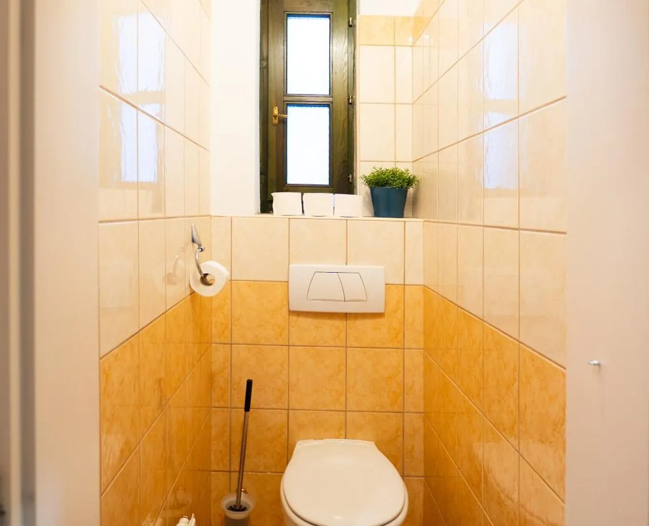 Klauzal Frendly Apartman Apartment Budapest 0*,  Hungary